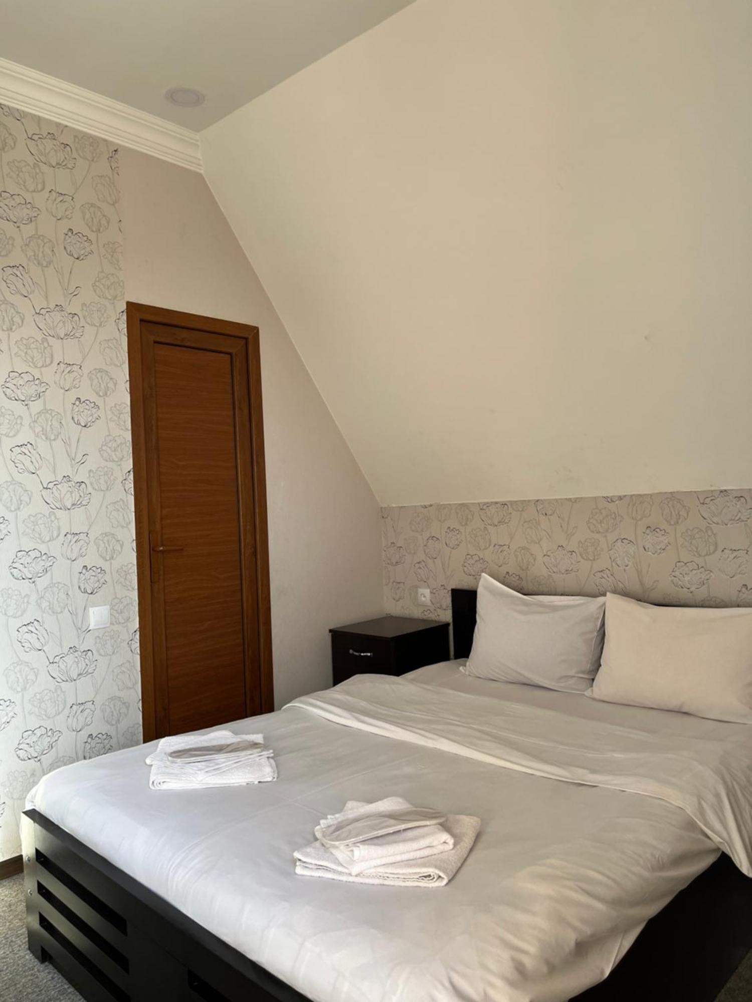 7 Rooms Tiflis Dış mekan fotoğraf
