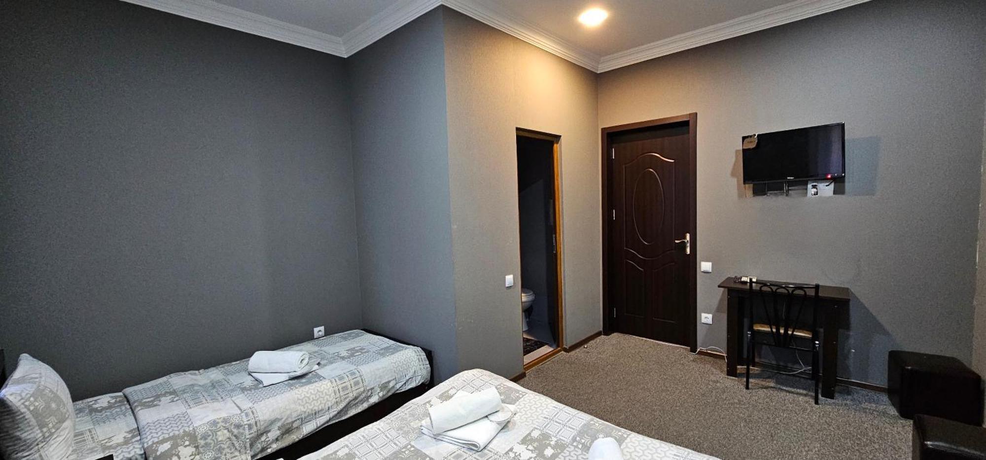 7 Rooms Tiflis Dış mekan fotoğraf