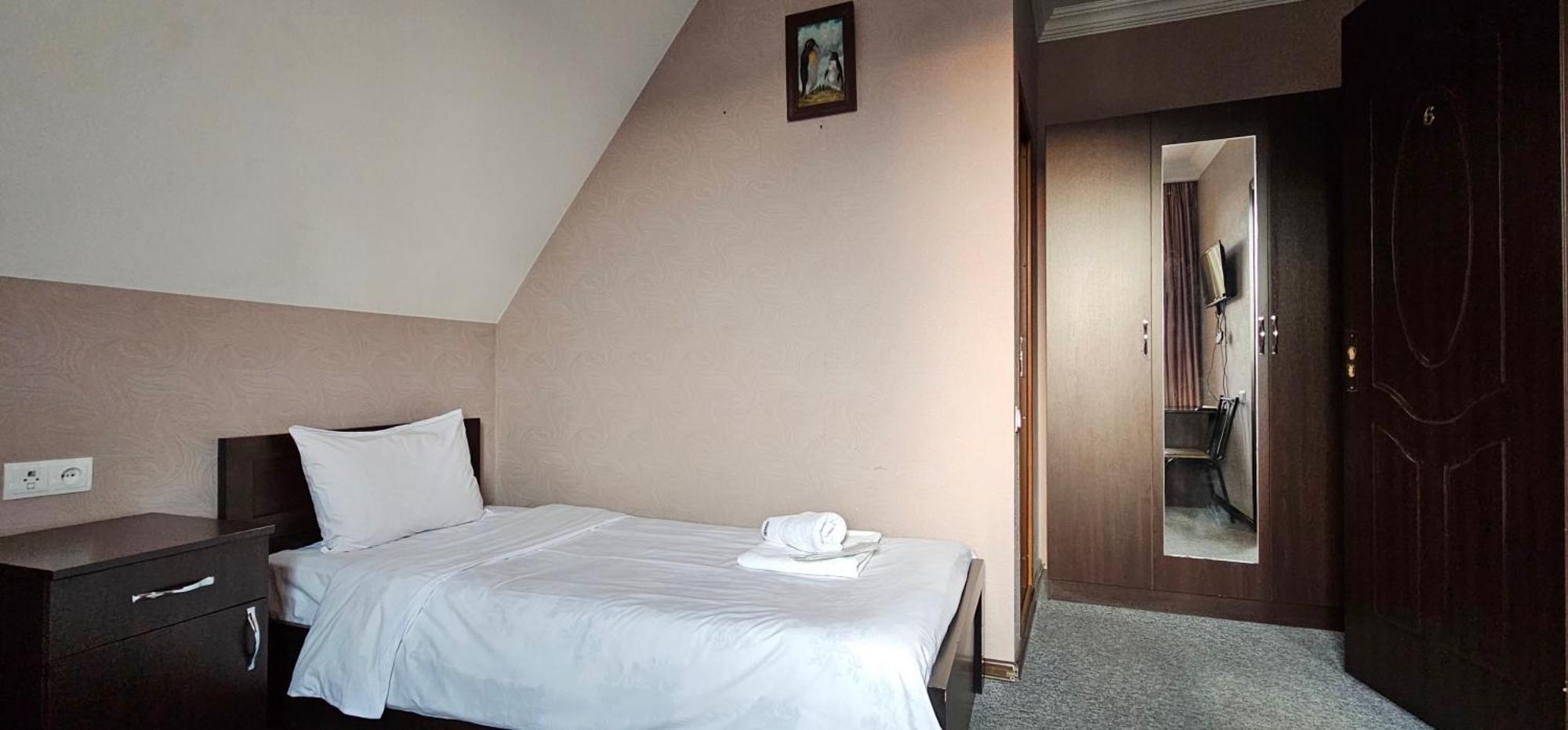 7 Rooms Tiflis Dış mekan fotoğraf