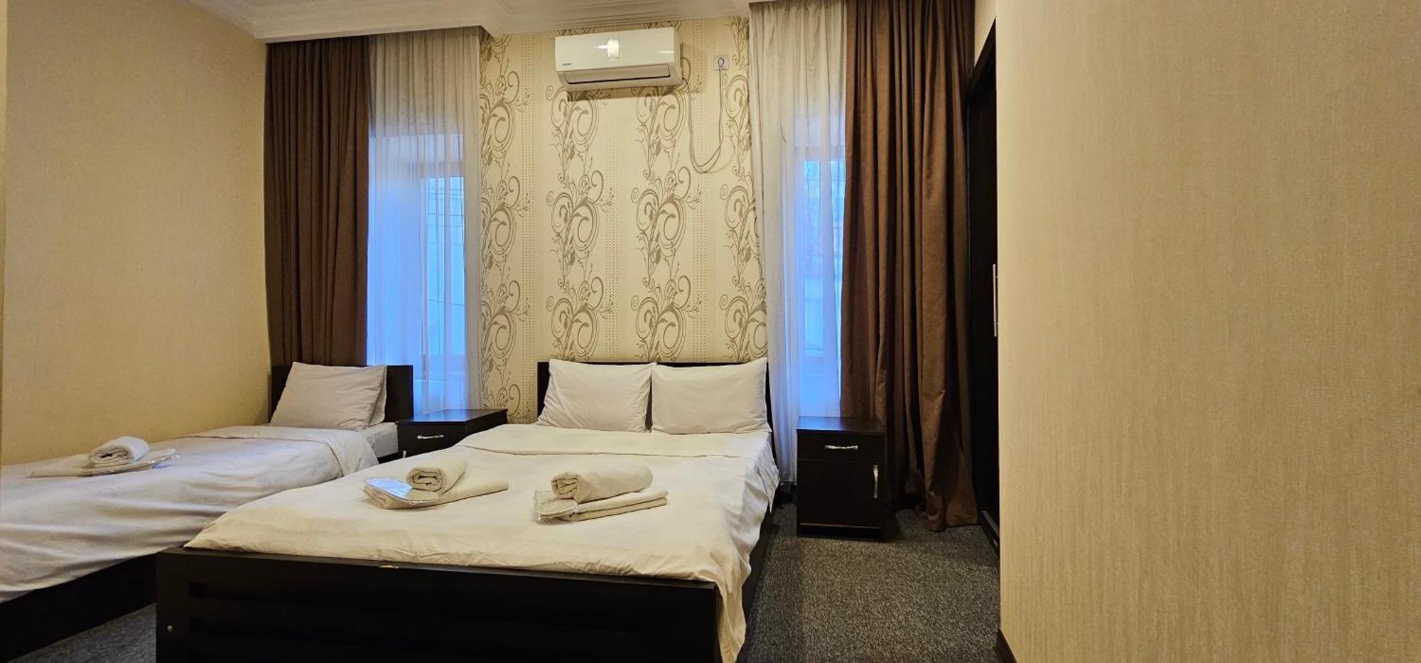 7 Rooms Tiflis Dış mekan fotoğraf
