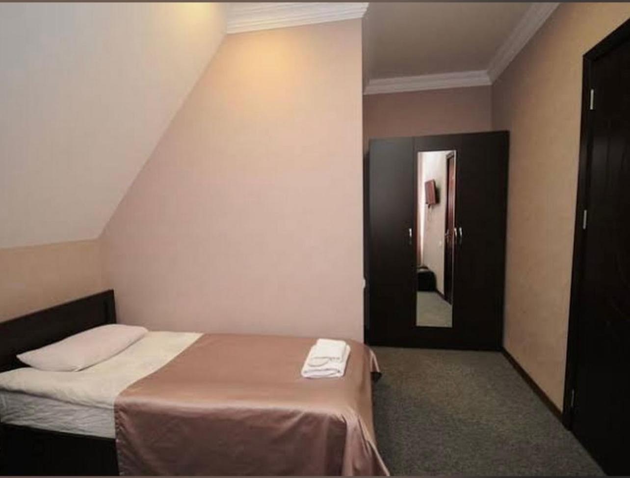 7 Rooms Tiflis Dış mekan fotoğraf