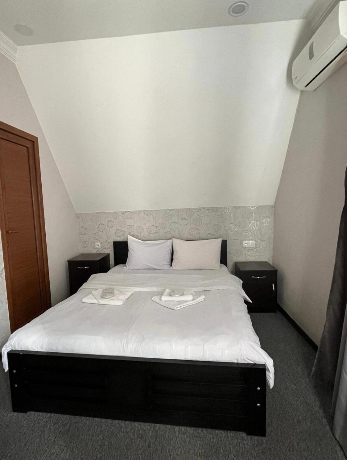 7 Rooms Tiflis Dış mekan fotoğraf