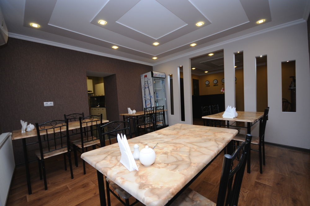 7 Rooms Tiflis Dış mekan fotoğraf